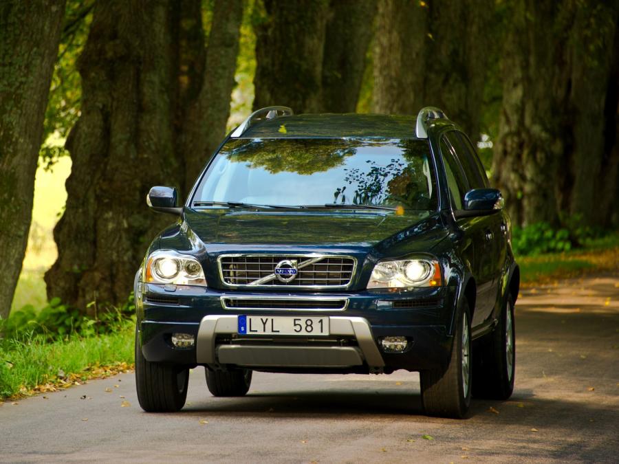  Volvo XC90 D3 2011 года  (фото 3 из 12)